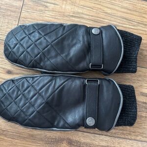 Black Quilted Leather Mittens
